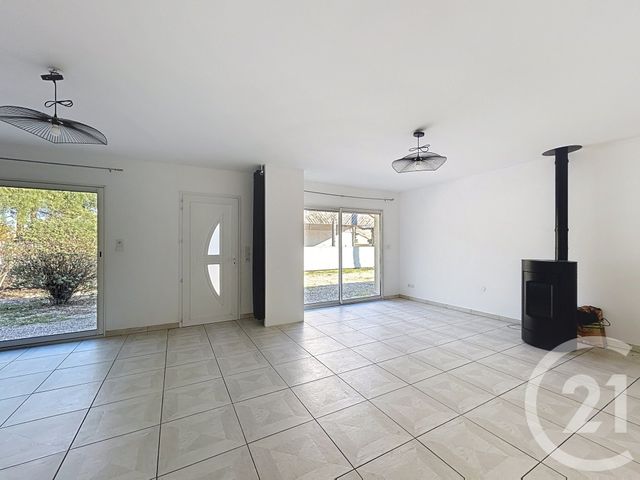 Maison à louer - 2 pièces - 74,72 m2 - L Isle D Espagnac - 16 - POITOU-CHARENTES