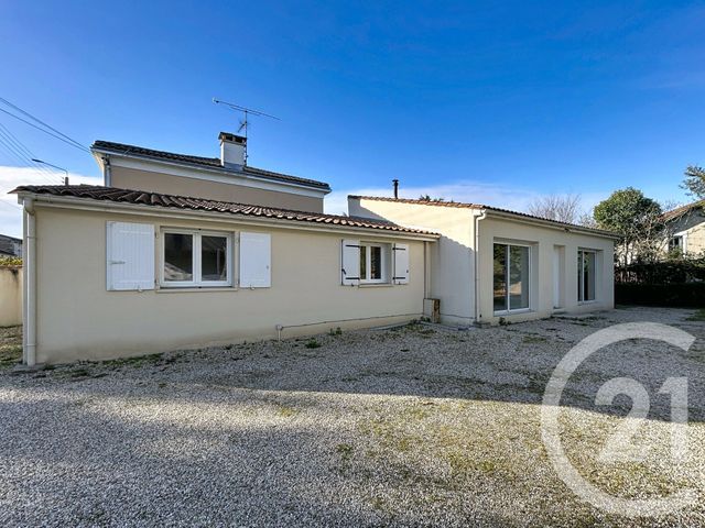 Maison à louer - 2 pièces - 74,72 m2 - L Isle D Espagnac - 16 - POITOU-CHARENTES