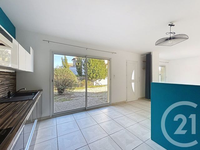 Maison à louer - 2 pièces - 74,72 m2 - L Isle D Espagnac - 16 - POITOU-CHARENTES