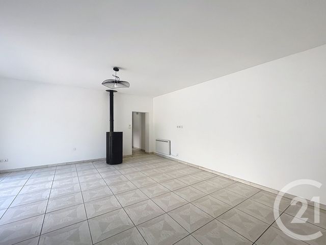 Maison à louer - 2 pièces - 74,72 m2 - L Isle D Espagnac - 16 - POITOU-CHARENTES