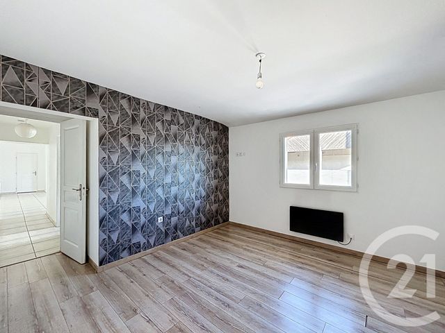 Maison à louer - 2 pièces - 74,72 m2 - L Isle D Espagnac - 16 - POITOU-CHARENTES