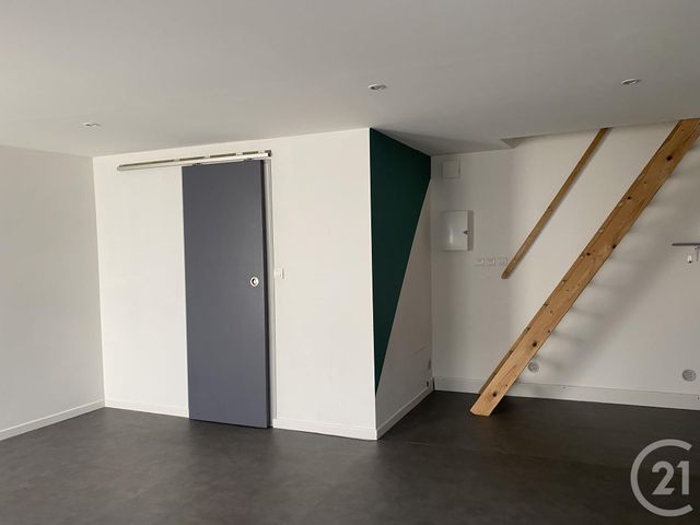 Maison &agrave; vendre - 3 pi&egrave;ces - 50 m2 - Ruelle Sur Touvre - 16 - POITOU-CHARENTES