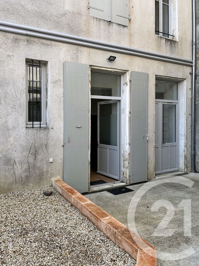 Appartement Studio &agrave; louer - 1 pi&egrave;ce - 26,75 m2 - Angouleme - 16 - POITOU-CHARENTES