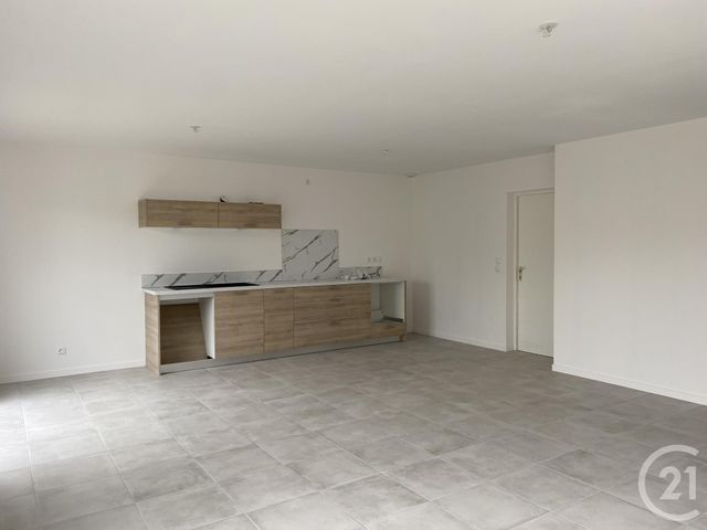 Maison &agrave; louer - 4 pi&egrave;ces - 92,74 m2 - Angouleme - 16 - POITOU-CHARENTES