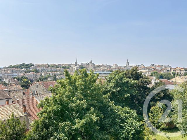 Appartement F2 &agrave; louer - 2 pi&egrave;ces - 45,80 m2 - Angouleme - 16 - POITOU-CHARENTES