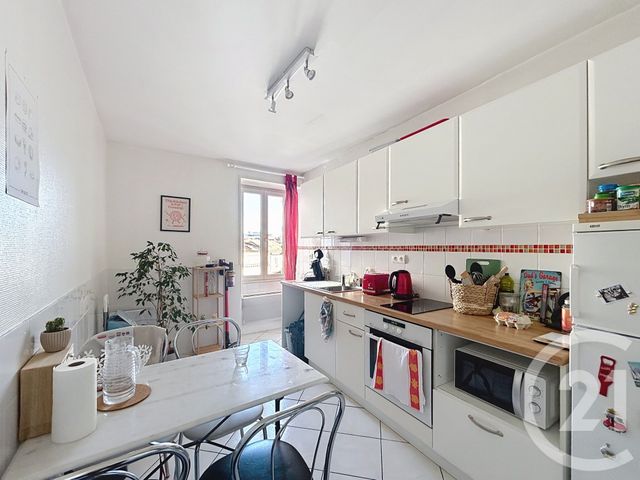 Appartement F1 &agrave; louer - 1 pi&egrave;ce - 25,17 m2 - Angouleme - 16 - POITOU-CHARENTES