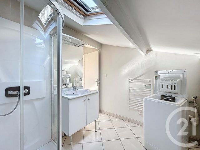 Appartement F1 &agrave; louer - 1 pi&egrave;ce - 25,17 m2 - Angouleme - 16 - POITOU-CHARENTES