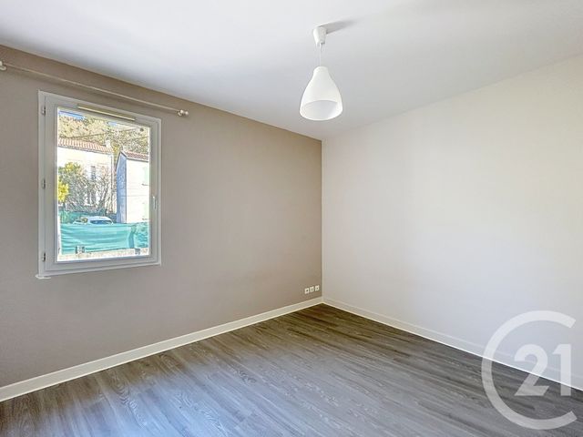 Appartement F2 &agrave; louer - 2 pi&egrave;ces - 44 m2 - Angouleme - 16 - POITOU-CHARENTES