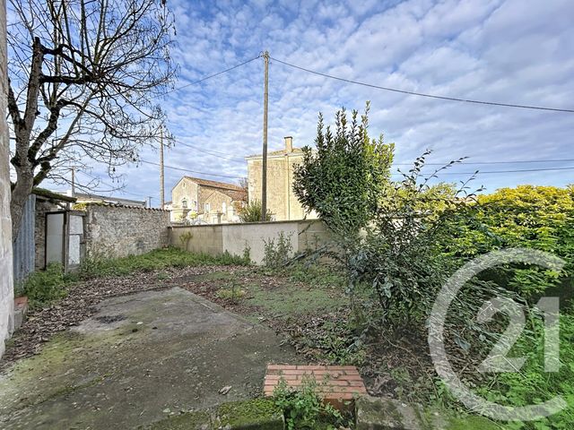 Maison &agrave; louer - 4 pi&egrave;ces - 106,15 m2 - St Saturnin - 16 - POITOU-CHARENTES