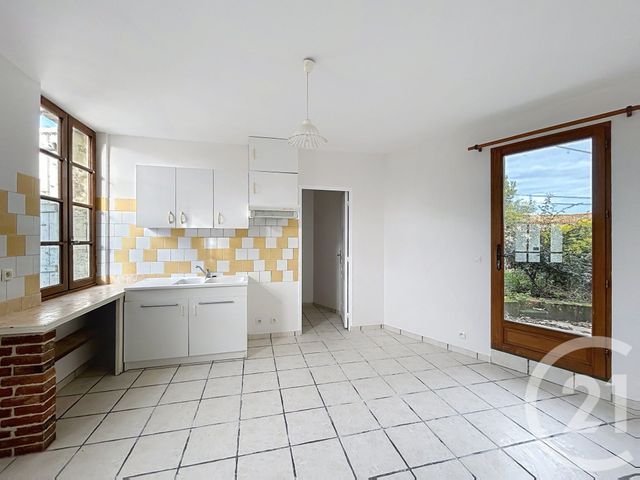 Maison &agrave; louer - 4 pi&egrave;ces - 106,15 m2 - St Saturnin - 16 - POITOU-CHARENTES