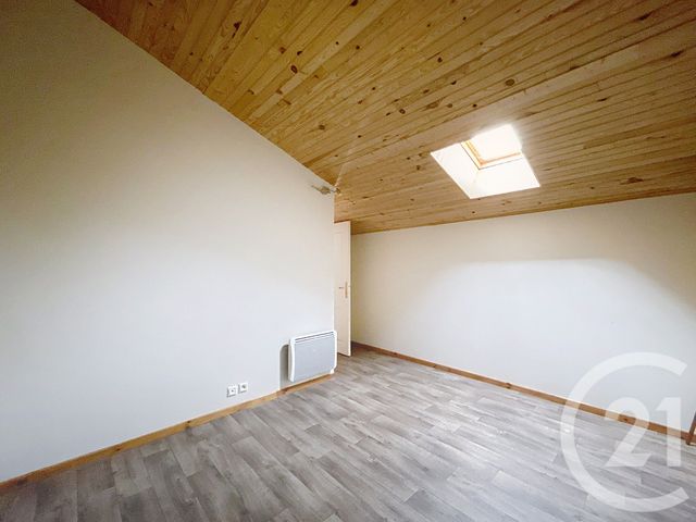 Maison &agrave; louer - 4 pi&egrave;ces - 106,15 m2 - St Saturnin - 16 - POITOU-CHARENTES