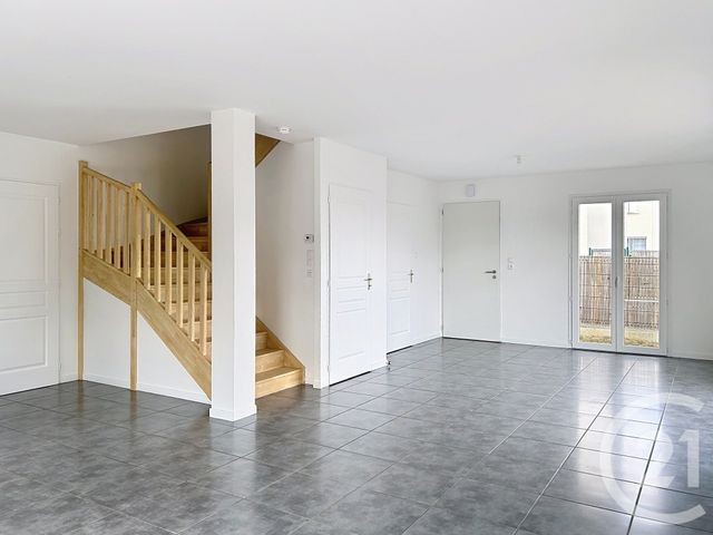 Maison &agrave; louer - 4 pi&egrave;ces - 97 m2 - St Yrieix Sur Charente - 16 - POITOU-CHARENTES