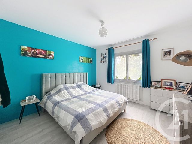 Maison &agrave; louer - 6 pi&egrave;ces - 185,72 m2 - Fleac - 16 - POITOU-CHARENTES