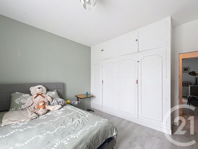 Maison &agrave; louer - 6 pi&egrave;ces - 185,72 m2 - Fleac - 16 - POITOU-CHARENTES