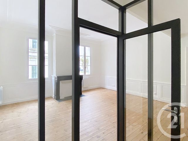 Appartement F3 &agrave; louer - 3 pi&egrave;ces - 71,70 m2 - Angouleme - 16 - POITOU-CHARENTES