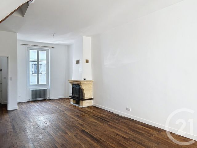 Maison &agrave; louer - 5 pi&egrave;ces - 114 m2 - Angouleme - 16 - POITOU-CHARENTES