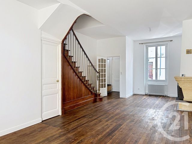 Maison &agrave; louer - 5 pi&egrave;ces - 114 m2 - Angouleme - 16 - POITOU-CHARENTES