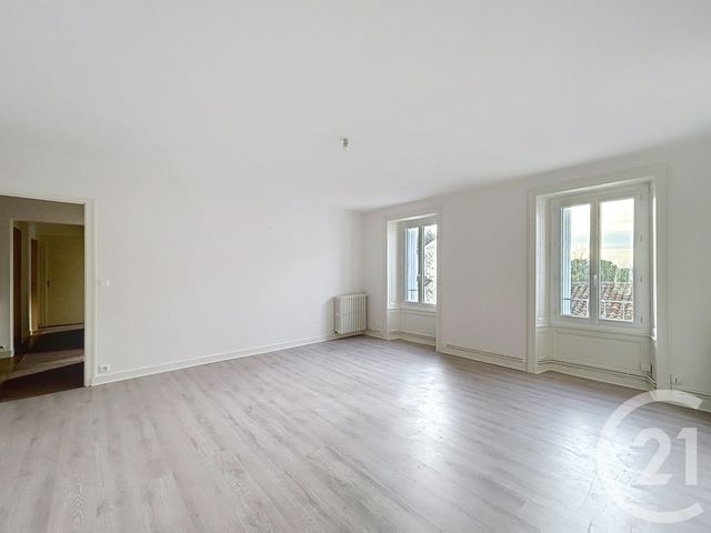 Appartement F2 &agrave; louer - 2 pi&egrave;ces - 76,89 m2 - Angouleme - 16 - POITOU-CHARENTES