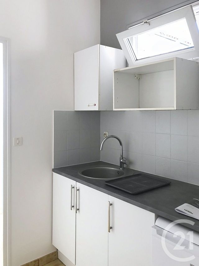 Appartement F2 &agrave; louer - 2 pi&egrave;ces - 29 m2 - Angouleme - 16 - POITOU-CHARENTES