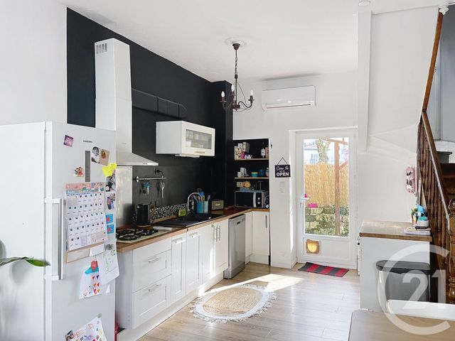 Maison &agrave; louer - 3 pi&egrave;ces - 81,63 m2 - Angouleme - 16 - POITOU-CHARENTES