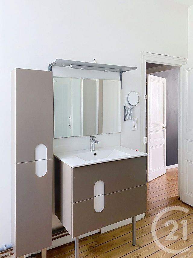 Maison &agrave; louer - 3 pi&egrave;ces - 81,63 m2 - Angouleme - 16 - POITOU-CHARENTES