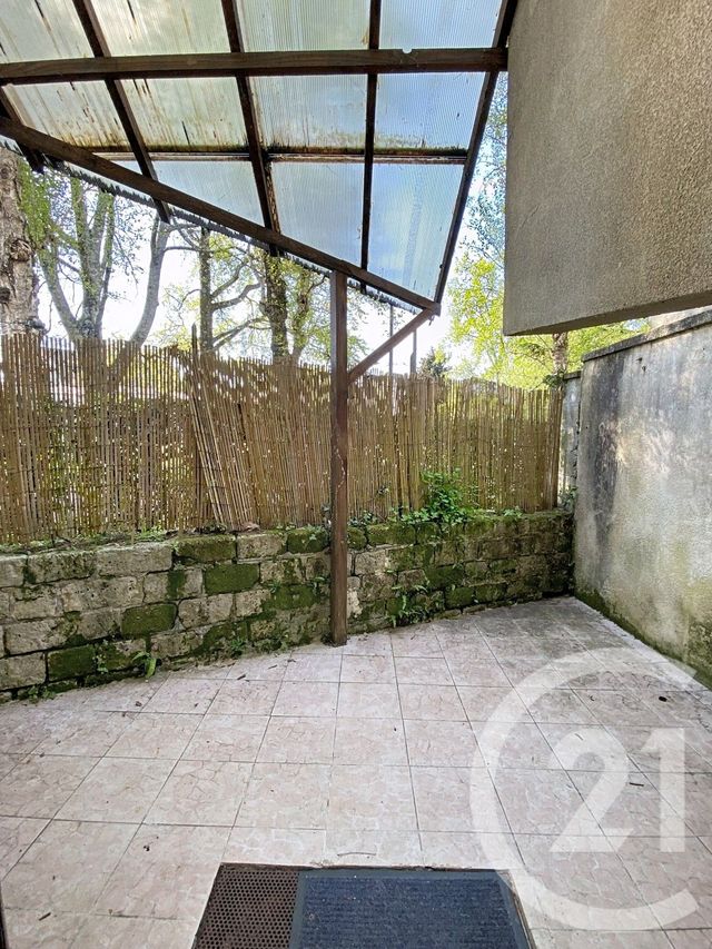 Maison &agrave; louer - 3 pi&egrave;ces - 81,63 m2 - Angouleme - 16 - POITOU-CHARENTES