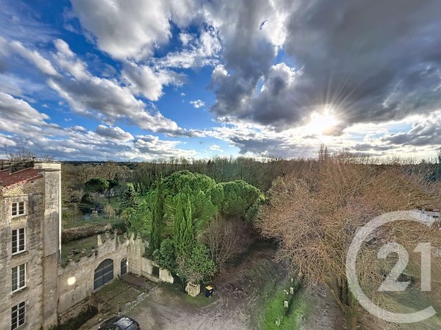 Appartement Duplex &agrave; louer - 2 pi&egrave;ces - 36,10 m2 - Angouleme - 16 - POITOU-CHARENTES