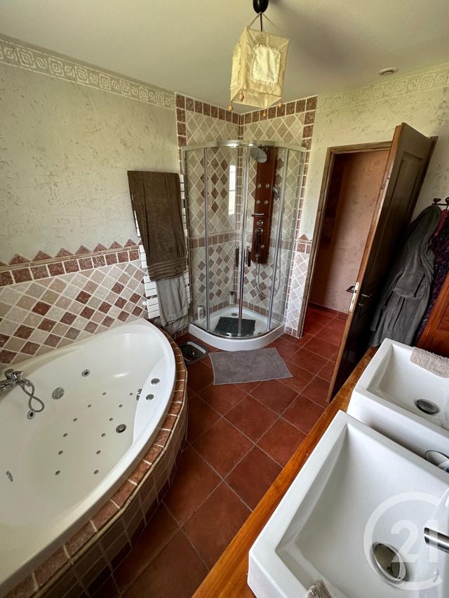 Maison &agrave; vendre - 6 pi&egrave;ces - 165 m2 - Puymoyen - 16 - POITOU-CHARENTES