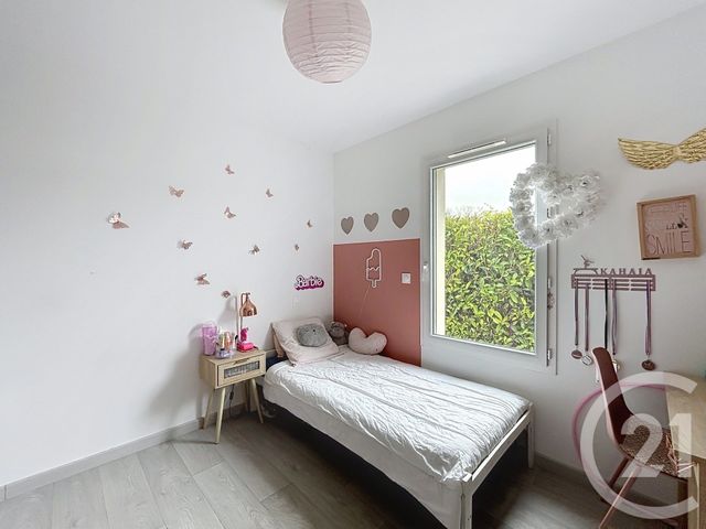 Maison &agrave; louer - 4 pi&egrave;ces - 91,74 m2 - La Couronne - 16 - POITOU-CHARENTES