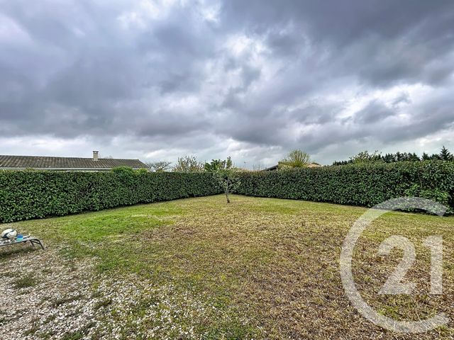 Maison &agrave; louer - 4 pi&egrave;ces - 91,74 m2 - La Couronne - 16 - POITOU-CHARENTES