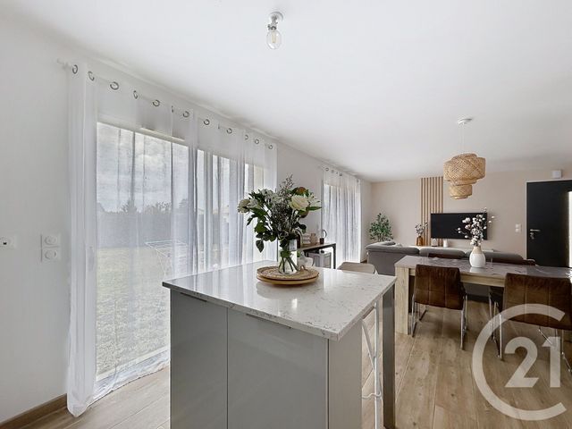 Maison &agrave; louer - 4 pi&egrave;ces - 91,74 m2 - La Couronne - 16 - POITOU-CHARENTES