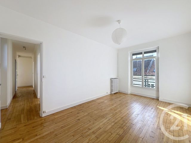 Appartement F5 &agrave; louer - 5 pi&egrave;ces - 113 m2 - Angouleme - 16 - POITOU-CHARENTES