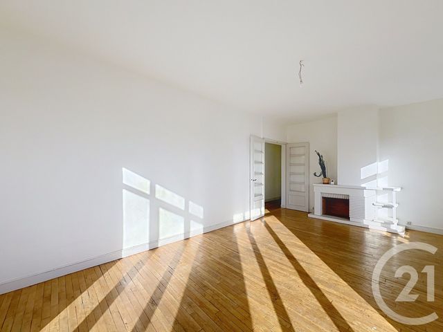 Appartement F5 &agrave; louer - 5 pi&egrave;ces - 113 m2 - Angouleme - 16 - POITOU-CHARENTES