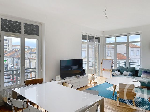 Appartement F5 &agrave; louer - 5 pi&egrave;ces - 113 m2 - Angouleme - 16 - POITOU-CHARENTES