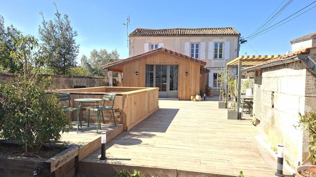 Maison &agrave; vendre - 4 pi&egrave;ces - 105 m2 - Angouleme - 16 - POITOU-CHARENTES