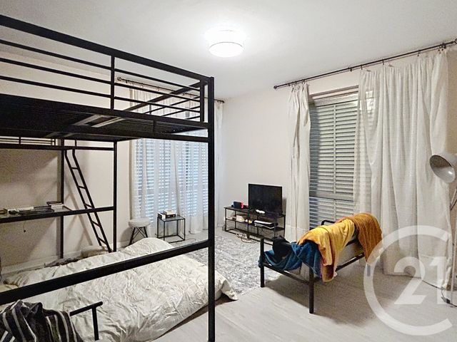 Appartement F1 &agrave; louer - 1 pi&egrave;ce - 39,69 m2 - Angouleme - 16 - POITOU-CHARENTES