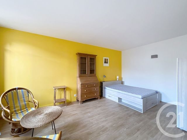 Appartement Studio &agrave; louer - 1 pi&egrave;ce - 32,59 m2 - Angouleme - 16 - POITOU-CHARENTES