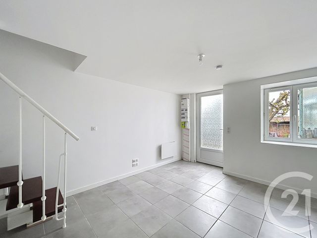 Maison &agrave; louer - 2 pi&egrave;ces - 34,52 m2 - Magnac Sur Touvre - 16 - POITOU-CHARENTES