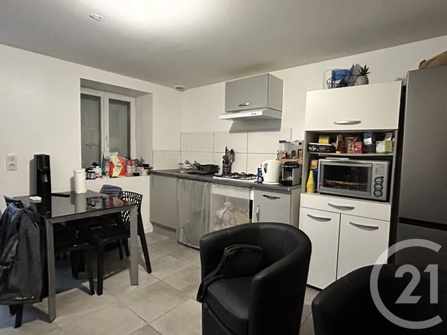 Maison &agrave; louer - 2 pi&egrave;ces - 34,52 m2 - Magnac Sur Touvre - 16 - POITOU-CHARENTES