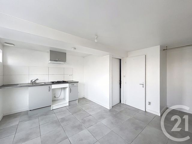 Maison &agrave; louer - 2 pi&egrave;ces - 26,70 m2 - Magnac Sur Touvre - 16 - POITOU-CHARENTES