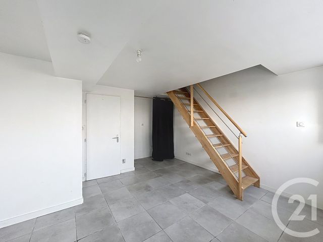 Maison &agrave; louer - 2 pi&egrave;ces - 26,70 m2 - Magnac Sur Touvre - 16 - POITOU-CHARENTES