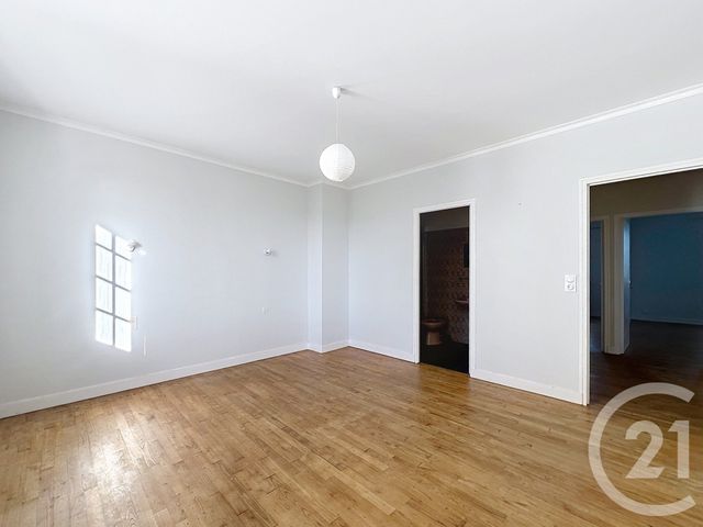 Maison &agrave; louer - 4 pi&egrave;ces - 133,65 m2 - Angouleme - 16 - POITOU-CHARENTES