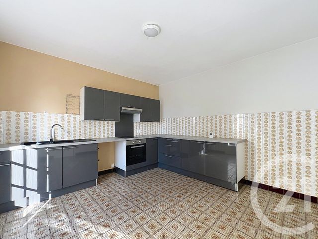 Maison &agrave; louer - 4 pi&egrave;ces - 133,65 m2 - Angouleme - 16 - POITOU-CHARENTES