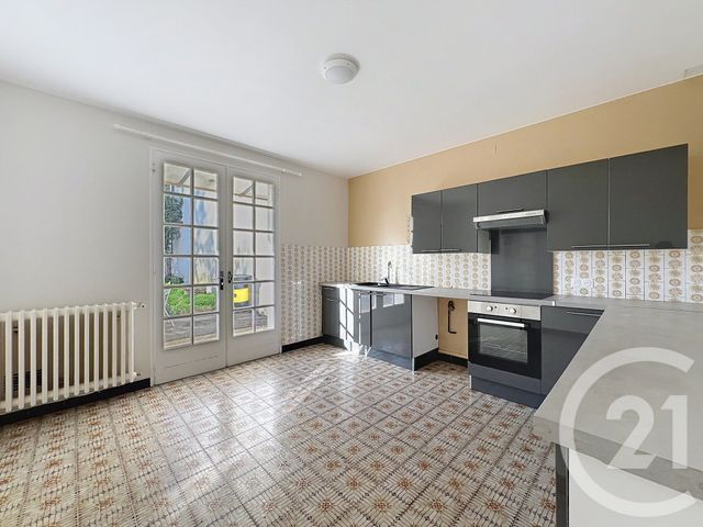 Maison &agrave; louer - 4 pi&egrave;ces - 133,65 m2 - Angouleme - 16 - POITOU-CHARENTES