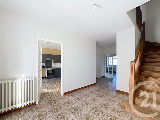 Maison &agrave; louer - 4 pi&egrave;ces - 133,65 m2 - Angouleme - 16 - POITOU-CHARENTES