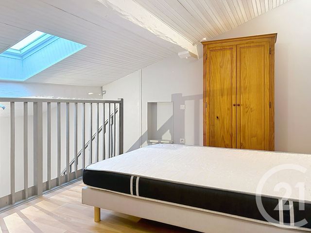 Appartement T1 &agrave; louer - 1 pi&egrave;ce - 33,14 m2 - L Isle D Espagnac - 16 - POITOU-CHARENTES