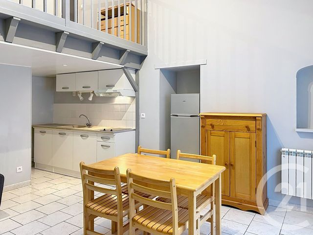 Appartement T1 &agrave; louer - 1 pi&egrave;ce - 33,14 m2 - L Isle D Espagnac - 16 - POITOU-CHARENTES