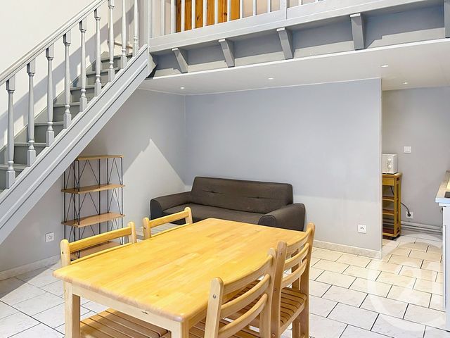 Appartement T1 &agrave; louer - 1 pi&egrave;ce - 33,14 m2 - L Isle D Espagnac - 16 - POITOU-CHARENTES