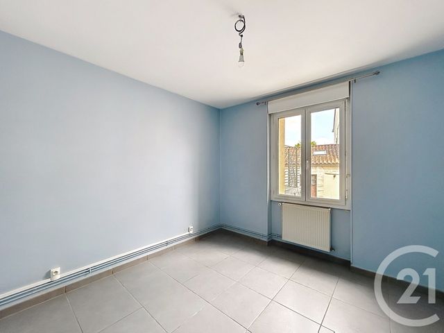 Appartement F3 &agrave; louer - 3 pi&egrave;ces - 62,76 m2 - Angouleme - 16 - POITOU-CHARENTES