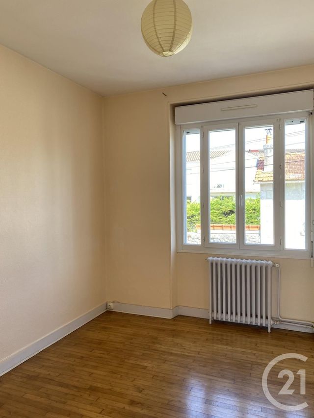 Maison &agrave; louer - 3 pi&egrave;ces - 76 m2 - Angouleme - 16 - POITOU-CHARENTES